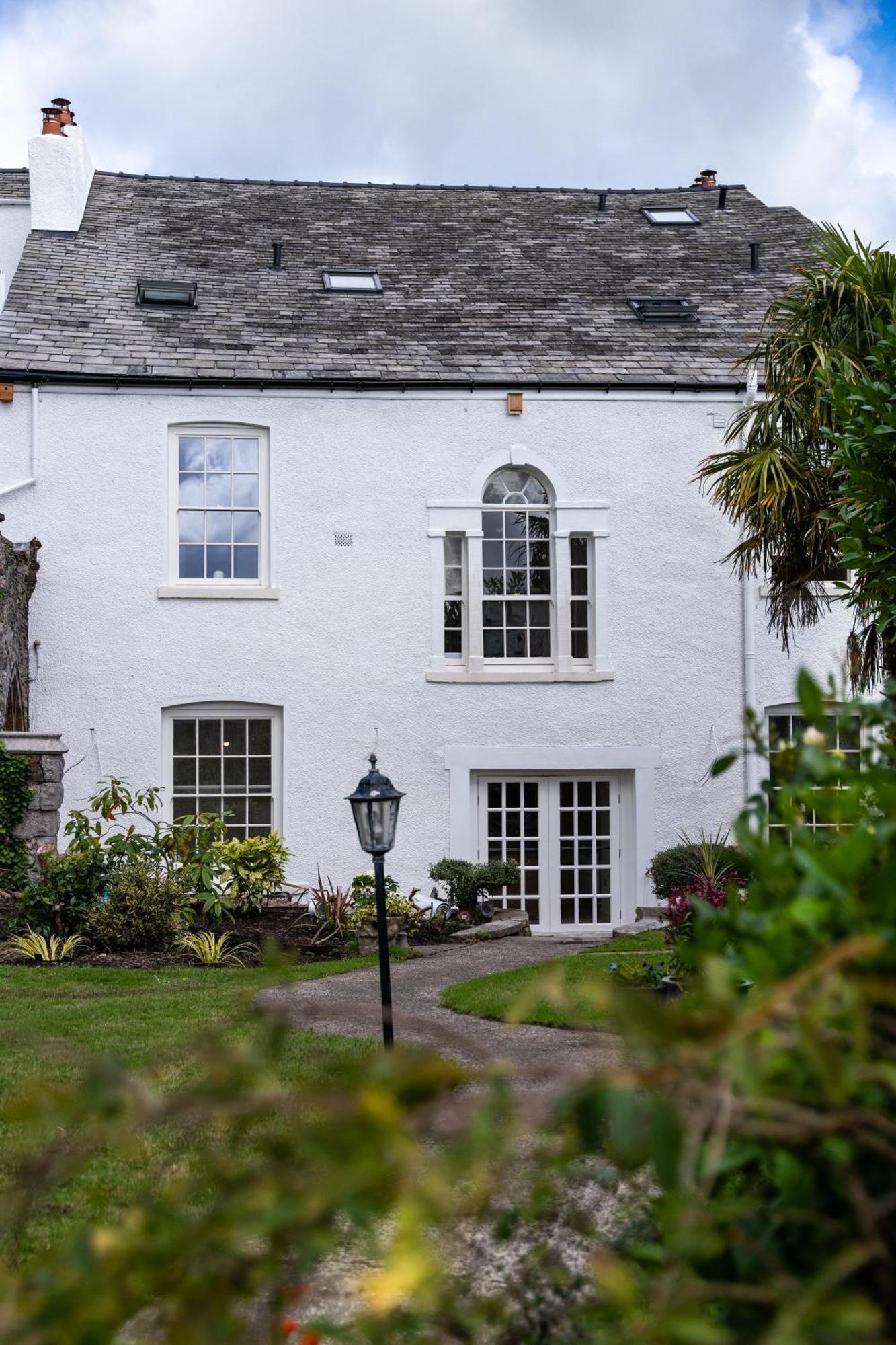 Lonsdale House Boutique Apartments Ulverston Exterior photo