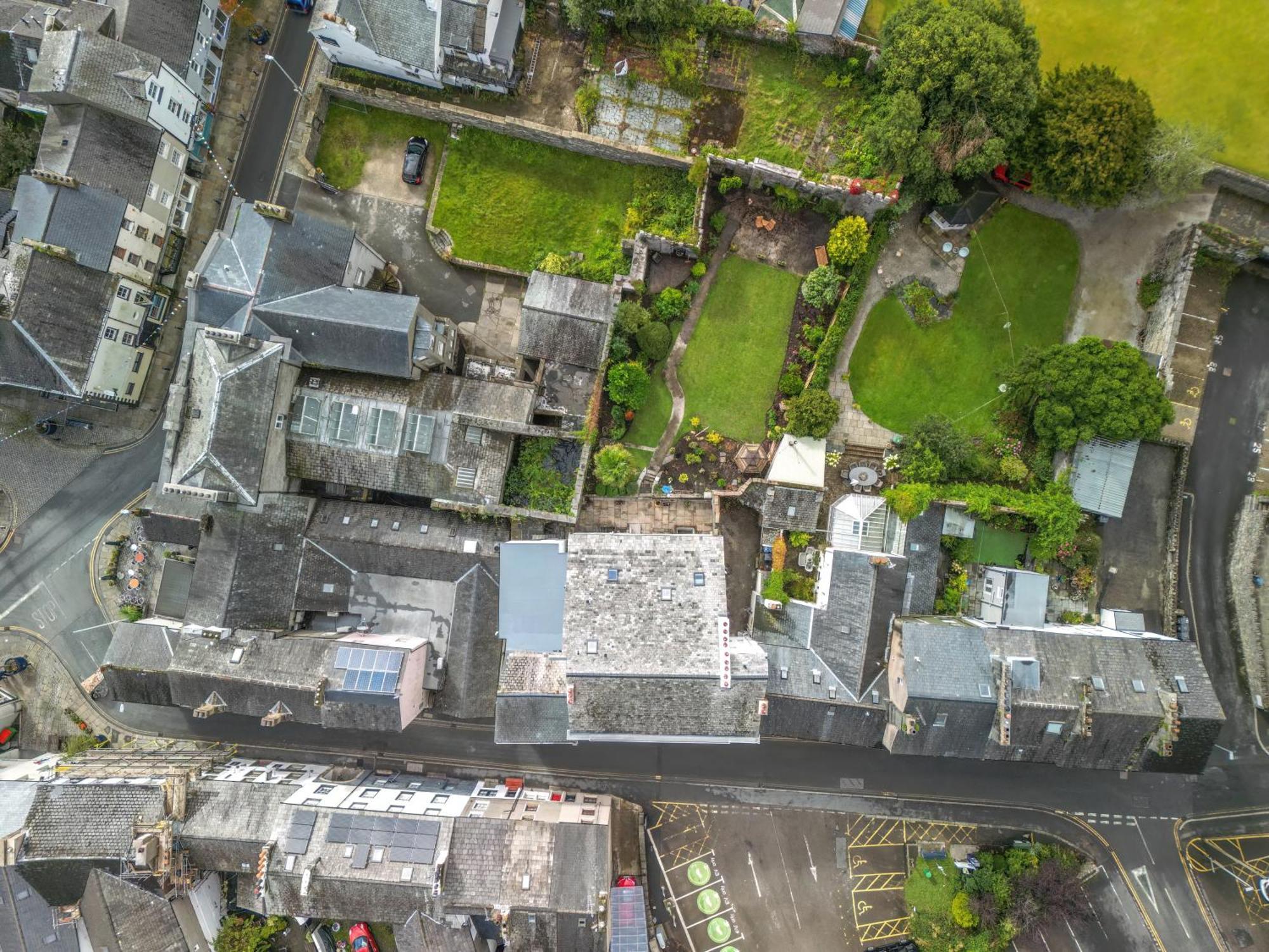 Lonsdale House Boutique Apartments Ulverston Exterior photo